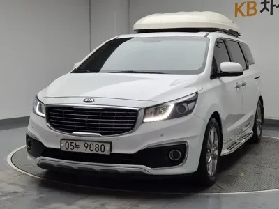 Kia Canival · 2018 год