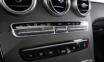 Mercedes-Benz GLC-Class 2020, 167881 км, за 20846.92 USD - фото 16