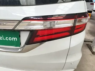 Honda Odyssey 2016, 110200 км, за 11317.79 USD - фото 8