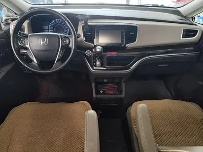 Honda Odyssey 2016, 110200 км, за 11317.79 USD - фото 10