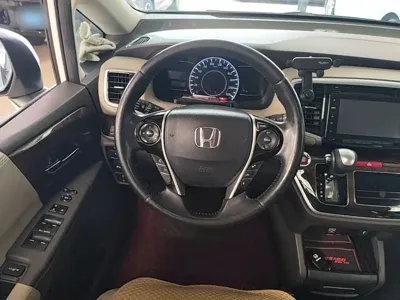 Honda Odyssey 2016, 110200 км, за 11317.79 USD - фото 11