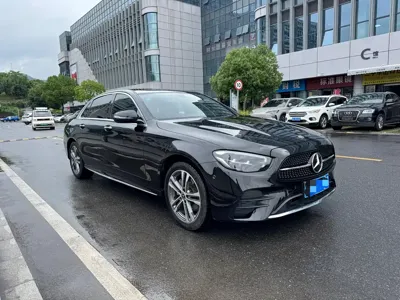 Mercedes-Benz E-Class 2021, 85000 км, за 26191.37 USD