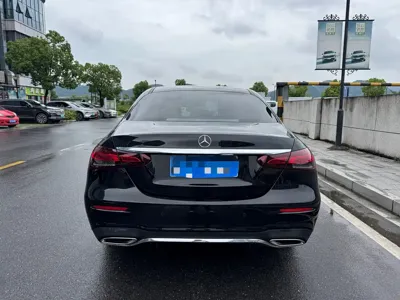 Mercedes-Benz E-Class 2021, 85000 км, за 26191.37 USD