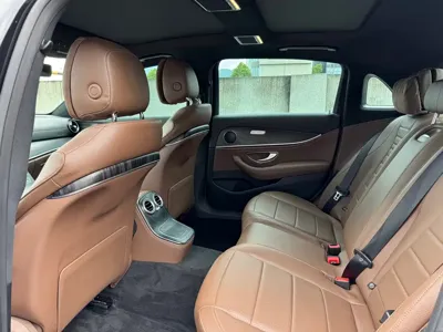 Mercedes-Benz E-Class 2021, 85000 км, за 26191.37 USD - фото 9