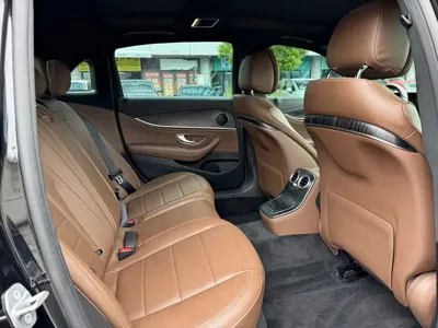 Mercedes-Benz E-Class 2021, 85000 км, за 26191.37 USD - фото 11