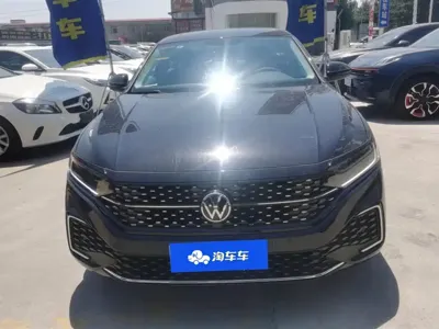 Volkswagen Passat 2026, 2200 км, за 21756.63 USD