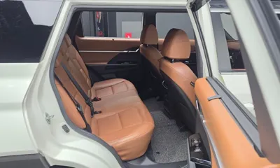 KG_Mobility_Ssangyong Torres 2024, 42931 км, за 16848.83 USD - фото 12