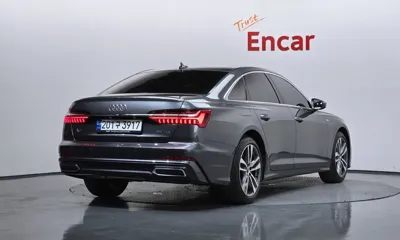 Audi A6 2023, 32403 км, за 20542.15 USD