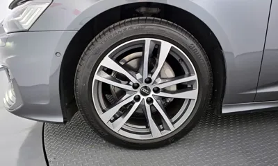 Audi A6 2023, 32403 км, за 20542.15 USD