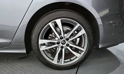 Audi A6 2023, 32403 км, за 20449.12 USD - фото 21