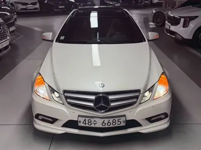 Mercedes-Benz E-Class · 2010 год