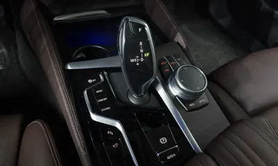 BMW 5-Series 2022, 51700 км, за 27241.7 USD - фото 9