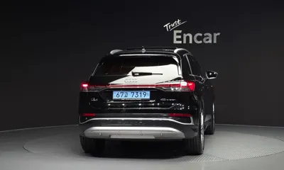 Audi Q4 e-tron 2026, 5403 км, за 65000.3 USD