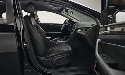 Hyundai Sonata 2015, 115626 км, за 5483.98 USD - фото 10