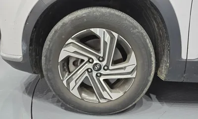 Hyundai Santafe 2022, 40574 км, за 18326.32 USD