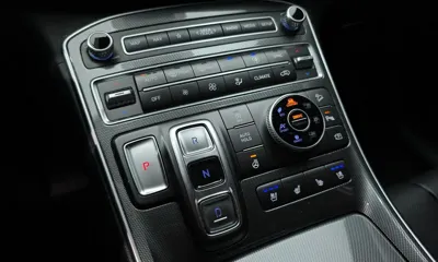 Hyundai Santafe 2022, 40574 км, за 18326.32 USD - фото 9