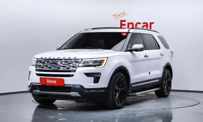 Ford Explorer · 2018 год