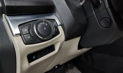 Ford Explorer 2018, 98390 км, за 10496.26 USD - фото 20