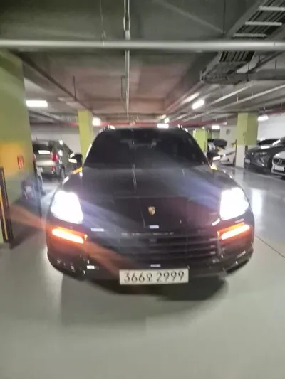 Porsche Cayenne 2019, 183000 км, за 33738.53 USD