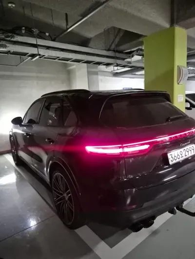Porsche Cayenne 2019, 183000 км, за 33738.53 USD - фото 9