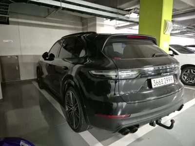 Porsche Cayenne 2019, 183000 км, за 33738.53 USD - фото 18