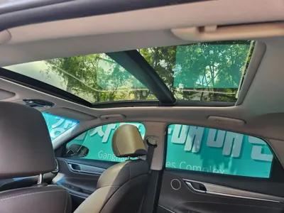 Hyundai Grandeur 2018, 34328 км, за 13154.42 USD - фото 9