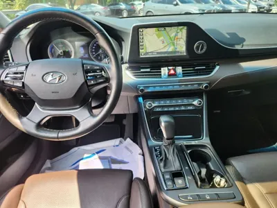 Hyundai Grandeur 2018, 34328 км, за 13154.42 USD - фото 10