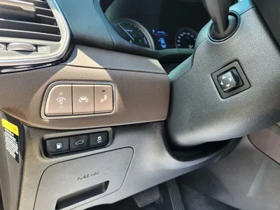 Hyundai Grandeur 2018, 34328 км, за 13154.42 USD - фото 13