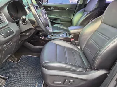 Kia Sorento 2015, 117000 км, за 8262.83 USD - фото 8
