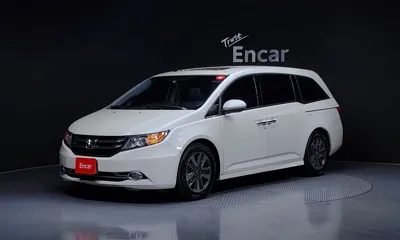Honda Odyssey · 2016 год