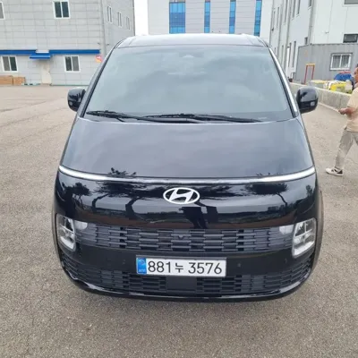 Hyundai Staria · 2026 год