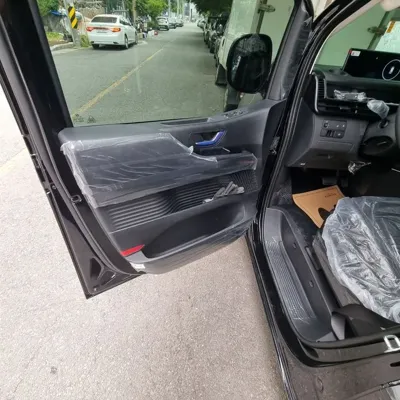 Hyundai Staria 2026, 1300 км, за 22764.87 USD - фото 7