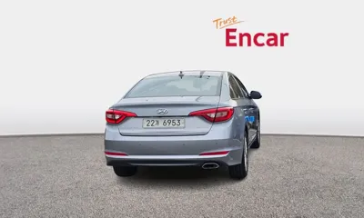 Hyundai Sonata 2015, 157400 км, за 5883.13 USD