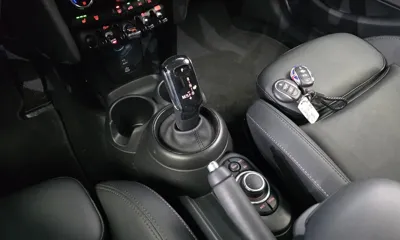 MINI Cooper 2023, 44108 км, за 17120.58 USD - фото 9