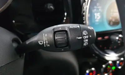 MINI Cooper 2023, 44108 км, за 17120.58 USD - фото 28