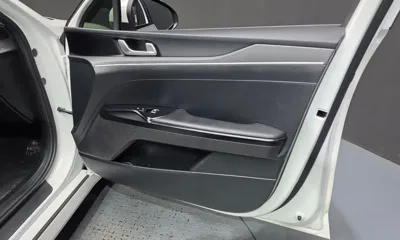Kia K5 2022, 60531 км, за 18511.23 USD - фото 24