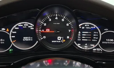 Porsche Panamera 2018, 85812 км, за 47780 USD - фото 8