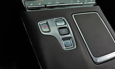 Hyundai Grandeur 2022, 87536 км, за 14139.41 USD - фото 9