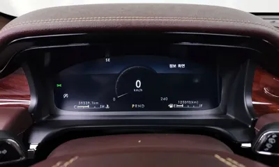 Lincoln Aviator 2021, 59339 км, за 29735.07 USD - фото 8