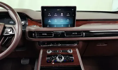 Lincoln Aviator 2021, 59339 км, за 29735.07 USD - фото 14