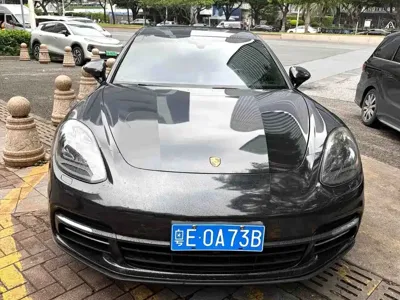 Porsche Panamera 2018, 100000 км, за 57091.3 USD