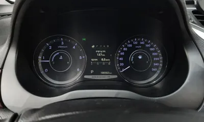 Hyundai Grandeur 2015, 196562 км, за 3872.92 USD - фото 8
