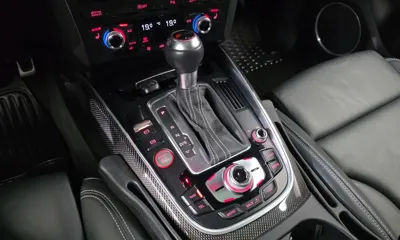 Audi SQ5 2016, 132865 км, за 12026.26 USD - фото 9