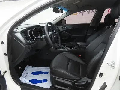 Kia K5 2015, 160966 км, за 3406.85 USD