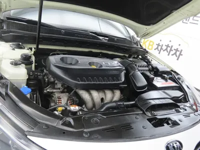 Kia K5 2015, 160966 км, за 3381.11 USD - фото 19