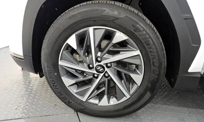 Hyundai Tucson 2023, 59837 км, за 14403.7 USD