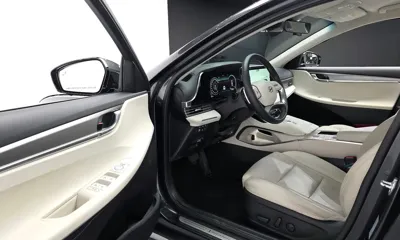 Hyundai Grandeur 2022, 54932 км, за 18051.73 USD - фото 11