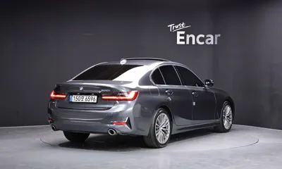BMW 3-Series 2021, 61073 км, за 16512.44 USD