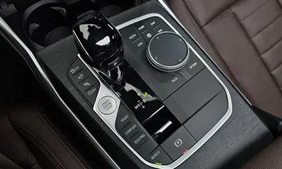 BMW 3-Series 2021, 61073 км, за 16512.44 USD - фото 9