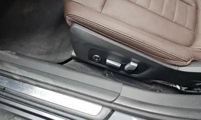 BMW 3-Series 2021, 61073 км, за 16512.44 USD - фото 32
